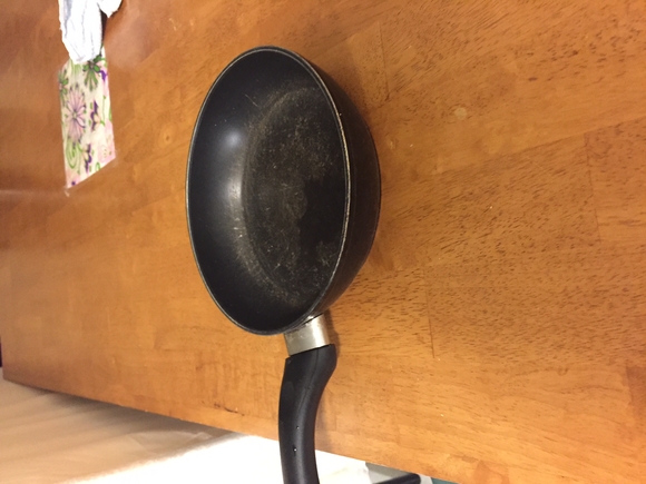 10--small non-stick pan--2$  小的不粘锅.JPG