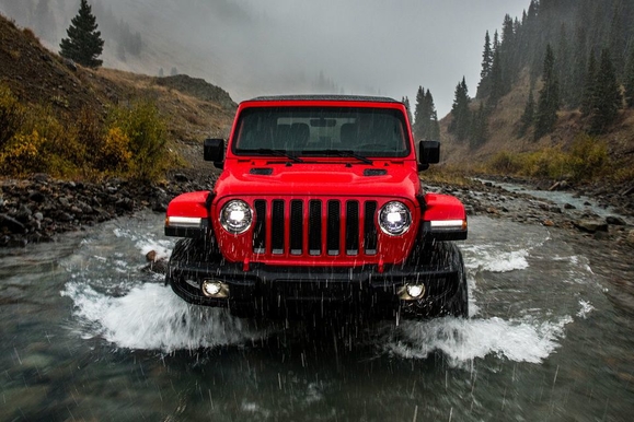 2018-jeep-wrangler-exterior-waterfording_64b70c6c4b50644fc67986bb9392134c-desktop.jpg